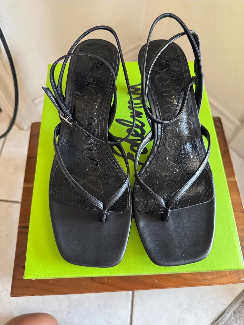 Sam Edelman minimal black